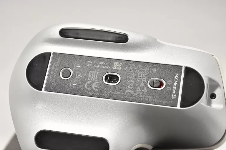 mysz-logitech-mx-master-3s-universal-pale-grey-model-mx-master-3s