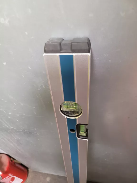 POZIOMICA CYFROWA 120CM GIM 120 BOSCH *OPIS*