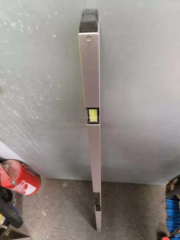 POZIOMICA CYFROWA 120CM GIM 120 BOSCH *OPIS*