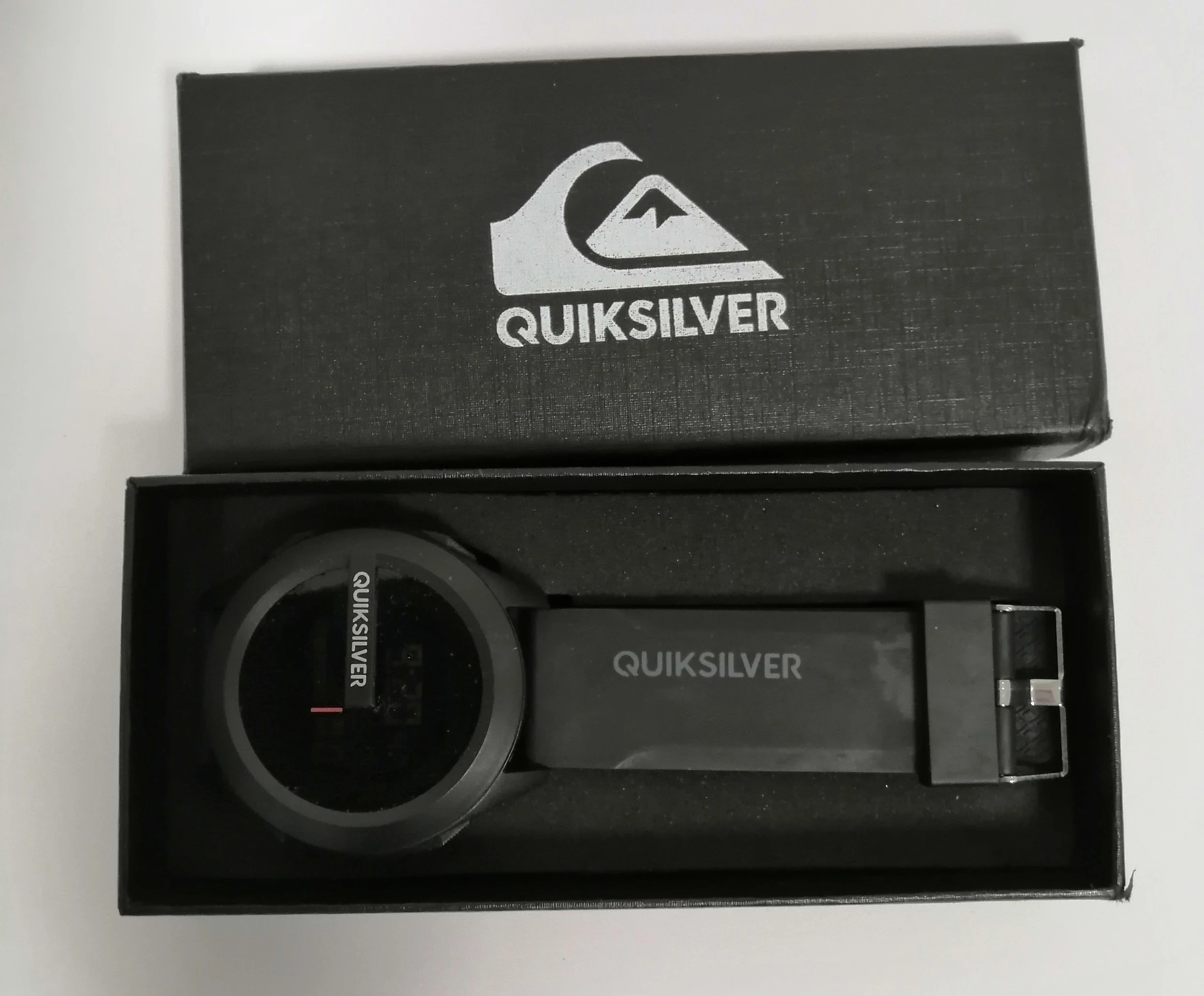 zegarek-quiksilver-eqywd0003-laska-18-zdunska-wola-expert-spj