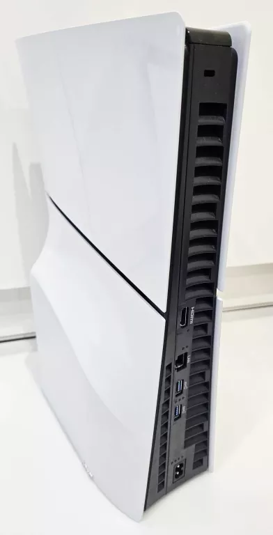 KONSOLA SONY PLAYSTATNION 5 825 GB