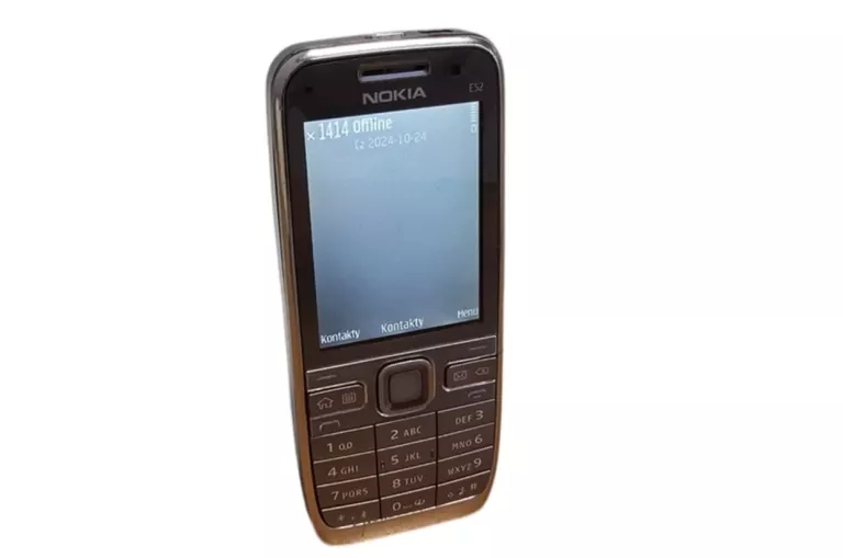 TELEFON NOKIA E52