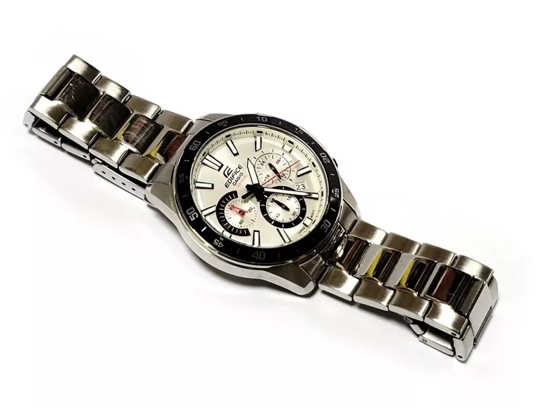 ZEGAREK CASIO EDIFICE EFV-570D