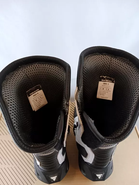 BUTY MOTOCYKLOWE DAMSKIE SHIMA RWX-6 WHITE BIAŁY CZARNY (38)