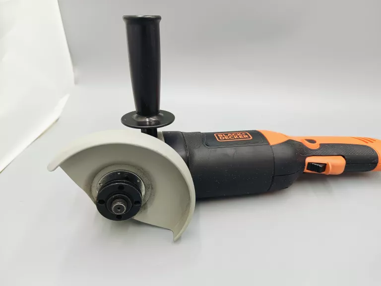 SZLIFIERKA BLACK&DECKER KG1202