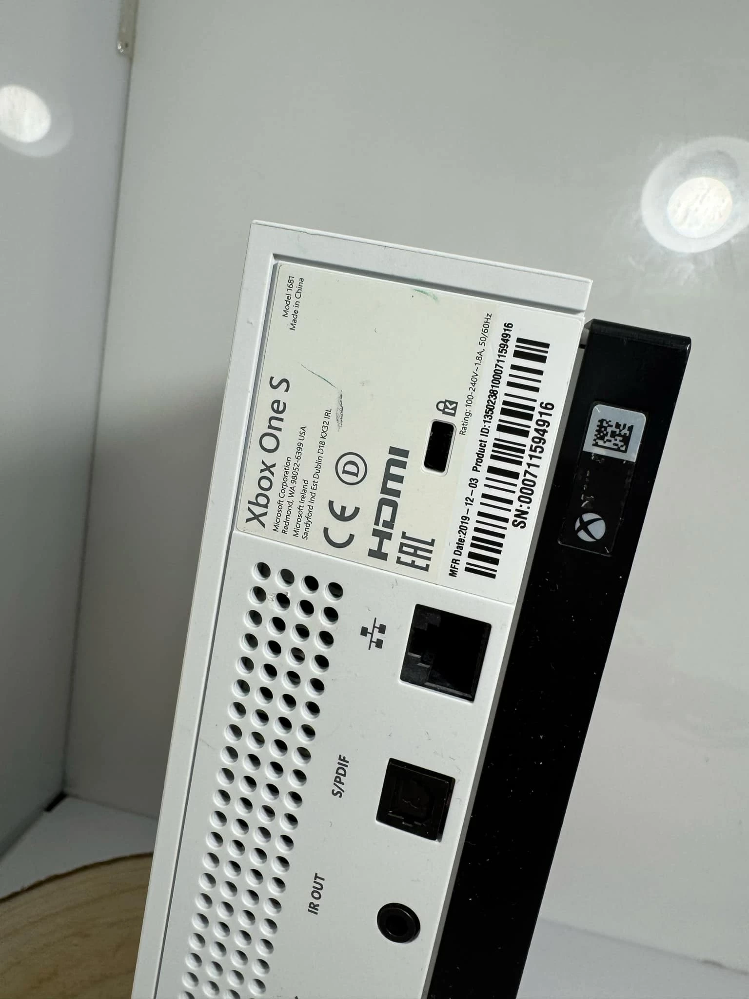 konsola-xbox-one-s-1tb-komplet-zalaczone-wyposazenie-kabel-hdmi