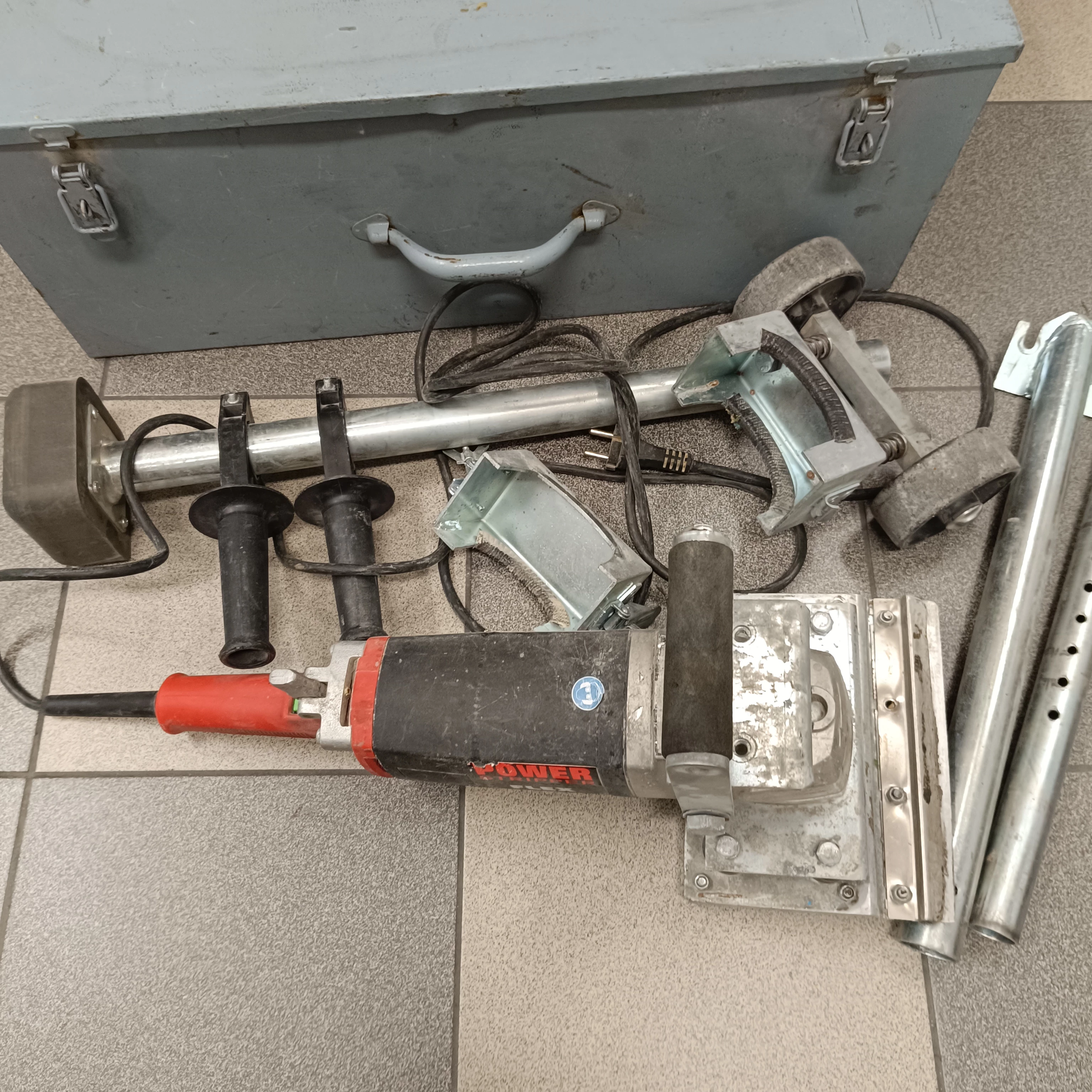 janser-flex-sm-2006-ac-power-stripper-zdzierak-do-kleju-i-wykladzin-ean-gtin-695057131762