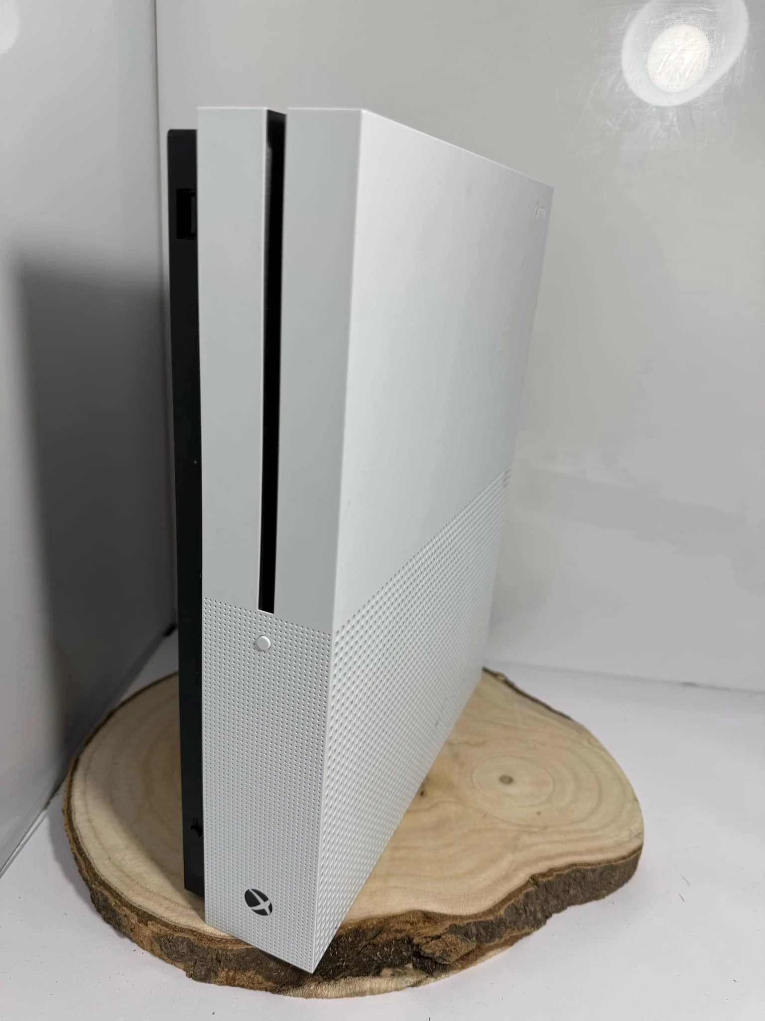 konsola-xbox-one-s-1tb-komplet-zlacza-205990-1