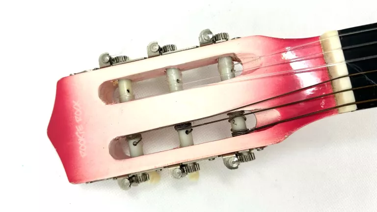 GITARA KLASYCZNA RÓŻOWA DLA POCZĄTKUJĄCYCH