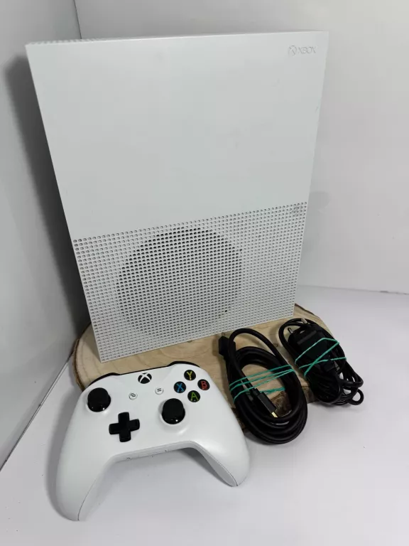 KONSOLA XBOX ONE S 1TB KOMPLET