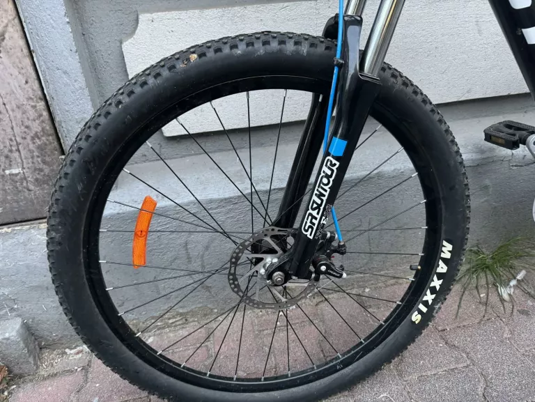 ROWER GÓRSKI MTB STORM SHARK 2.0 KOŁO 27,5 RAMA 19 [240827007]