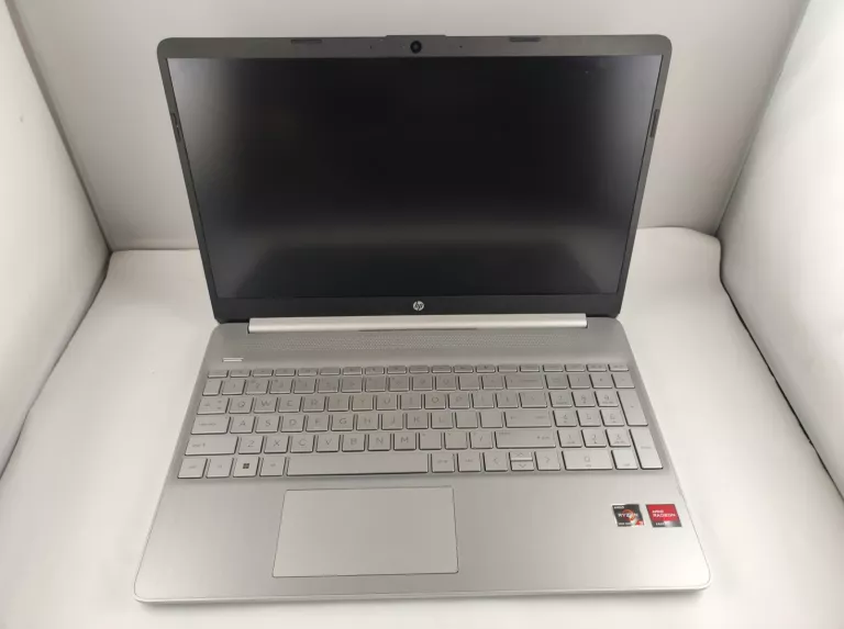 LAPTOP HP 15S-EQ2470NW AMD RYZEN 3, 512GB SSD, 8GB, WIN11, KOMPLET