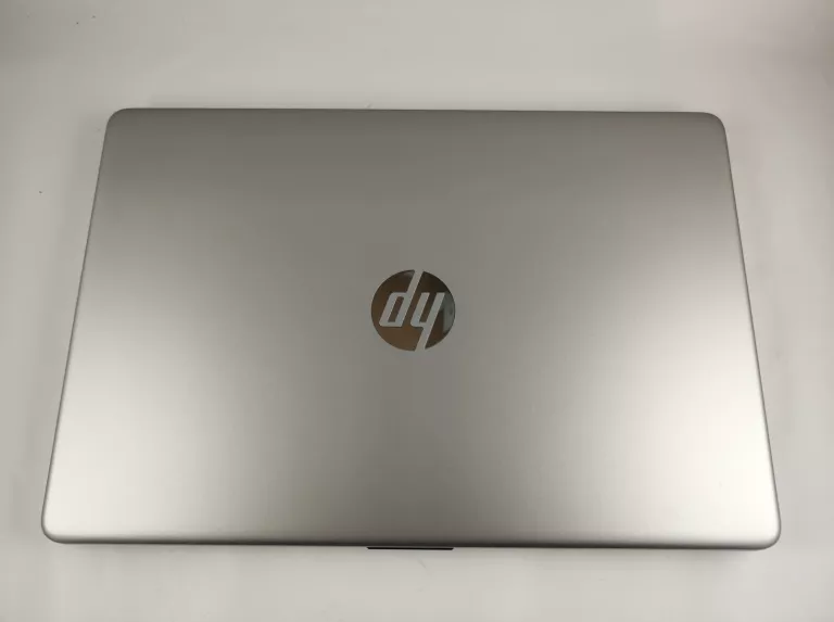 LAPTOP HP 15S-EQ2470NW AMD RYZEN 3, 512GB SSD, 8GB, WIN11, KOMPLET
