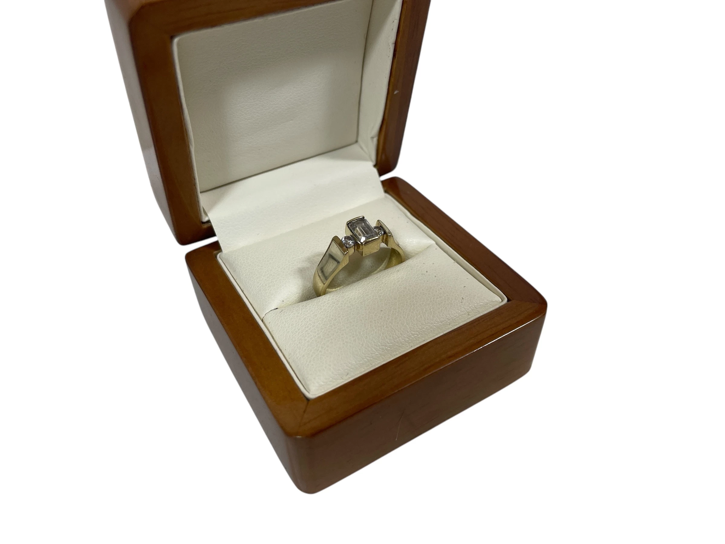 piekny-zloty-pierscionek-343g-333-r17-upalna-1a26-bialystok-sj