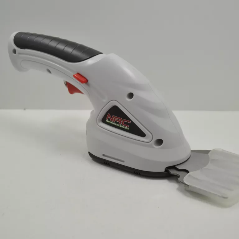 NOŻYCE DO TRAWY NAC BA-4526