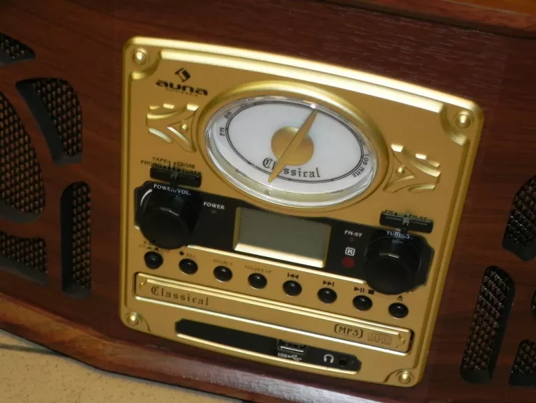 WIEŻA RETRO GRAMOFON AUNA NR-620 CD/USB