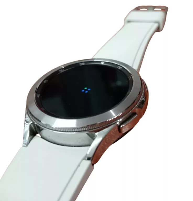 SMARTWATCH SAMSUNG GALAXY WATCH 4 CLASSIC BIAŁY