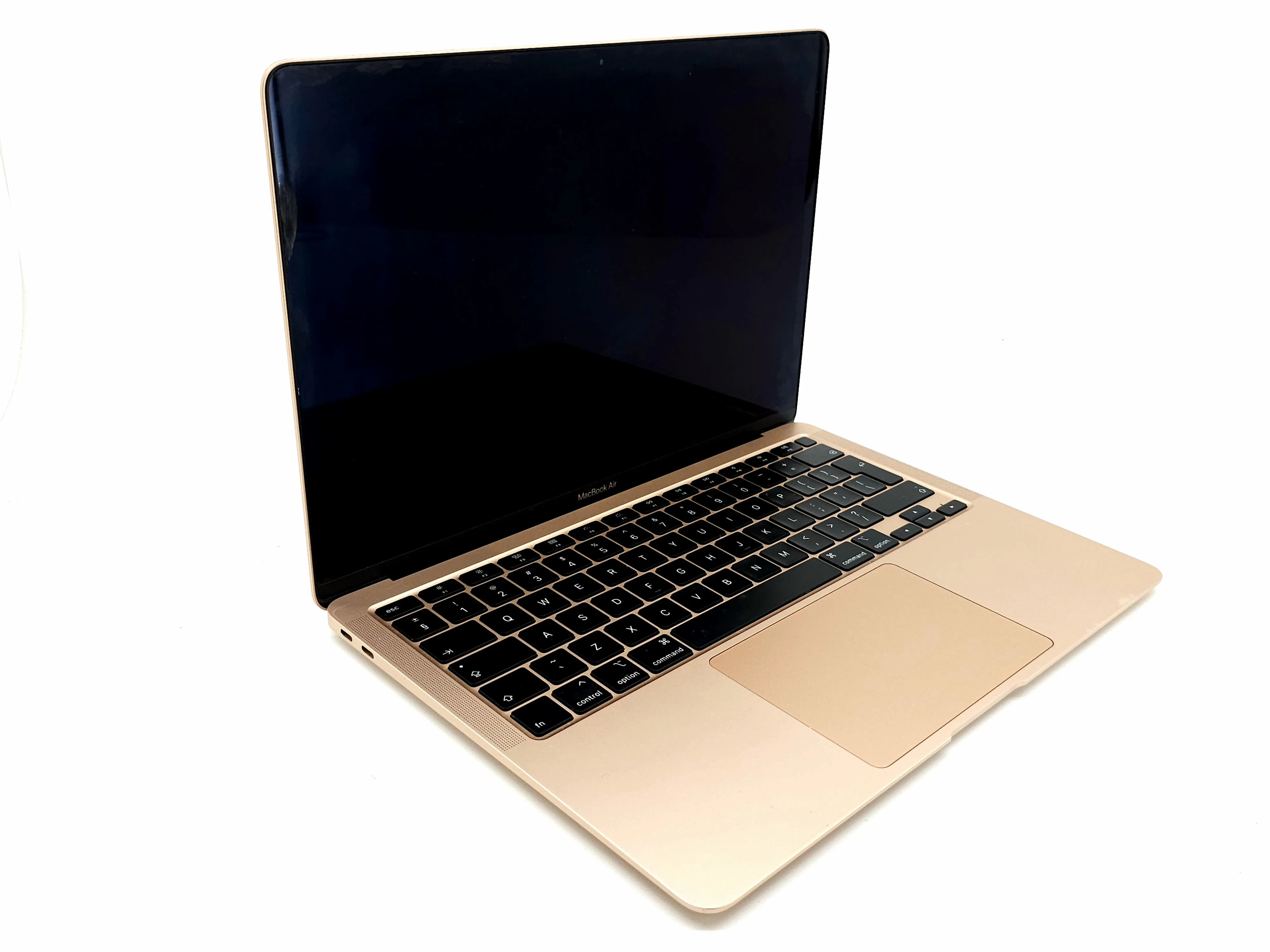 apple-macbook-air-13-a2179-i3-8256-2020r-przekatna-ekranu-1330