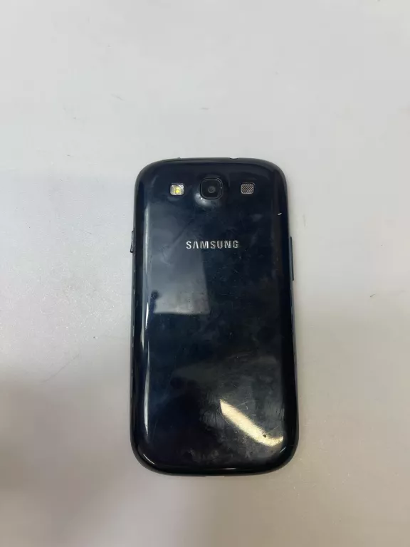 TELEFON SAMSUNG GALAXY S III + ŁAD IMEI: 356096055459471