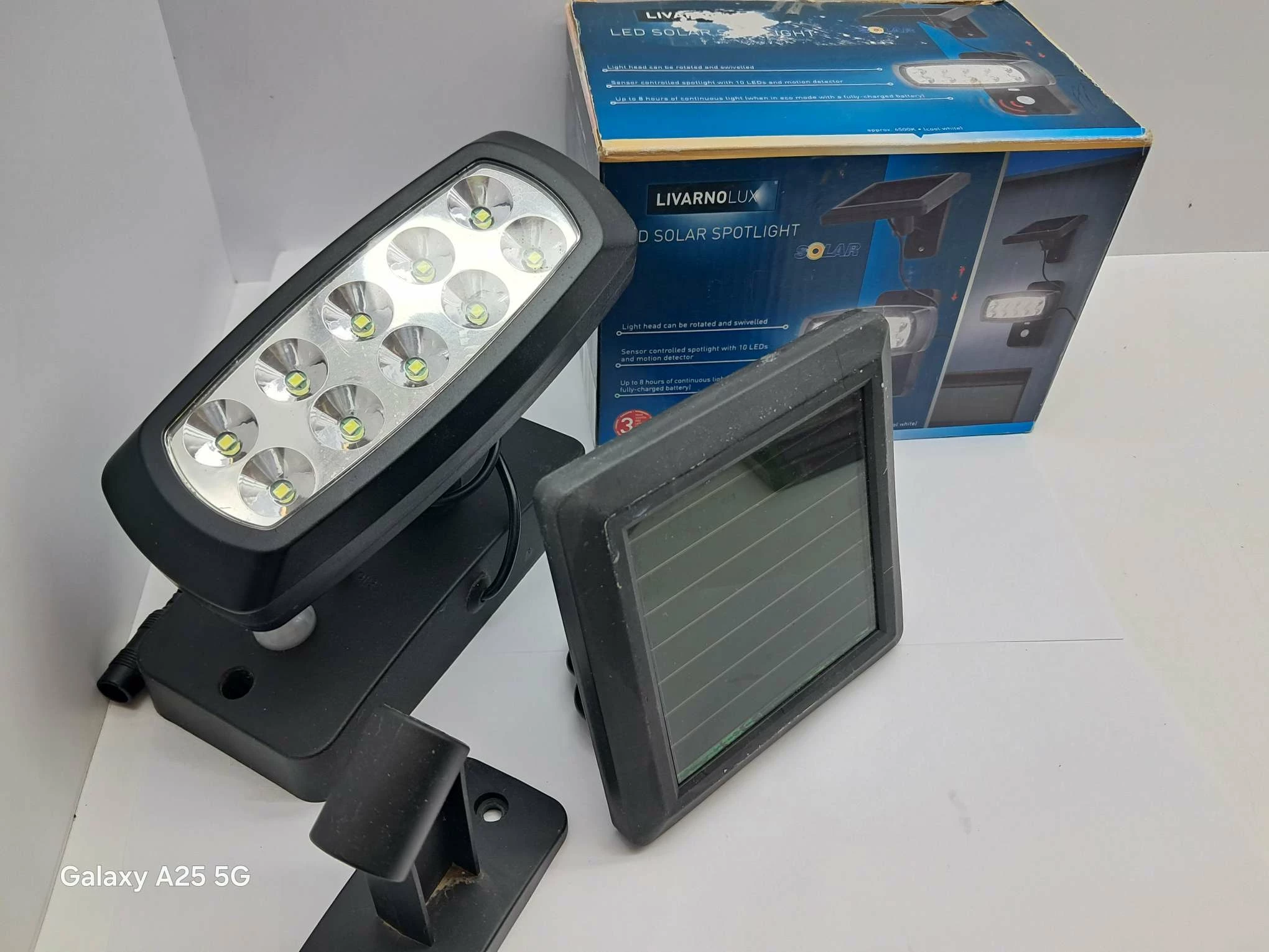 livarno-lux-led-solar-spotlight-pud-ean-gtin-4304493907317