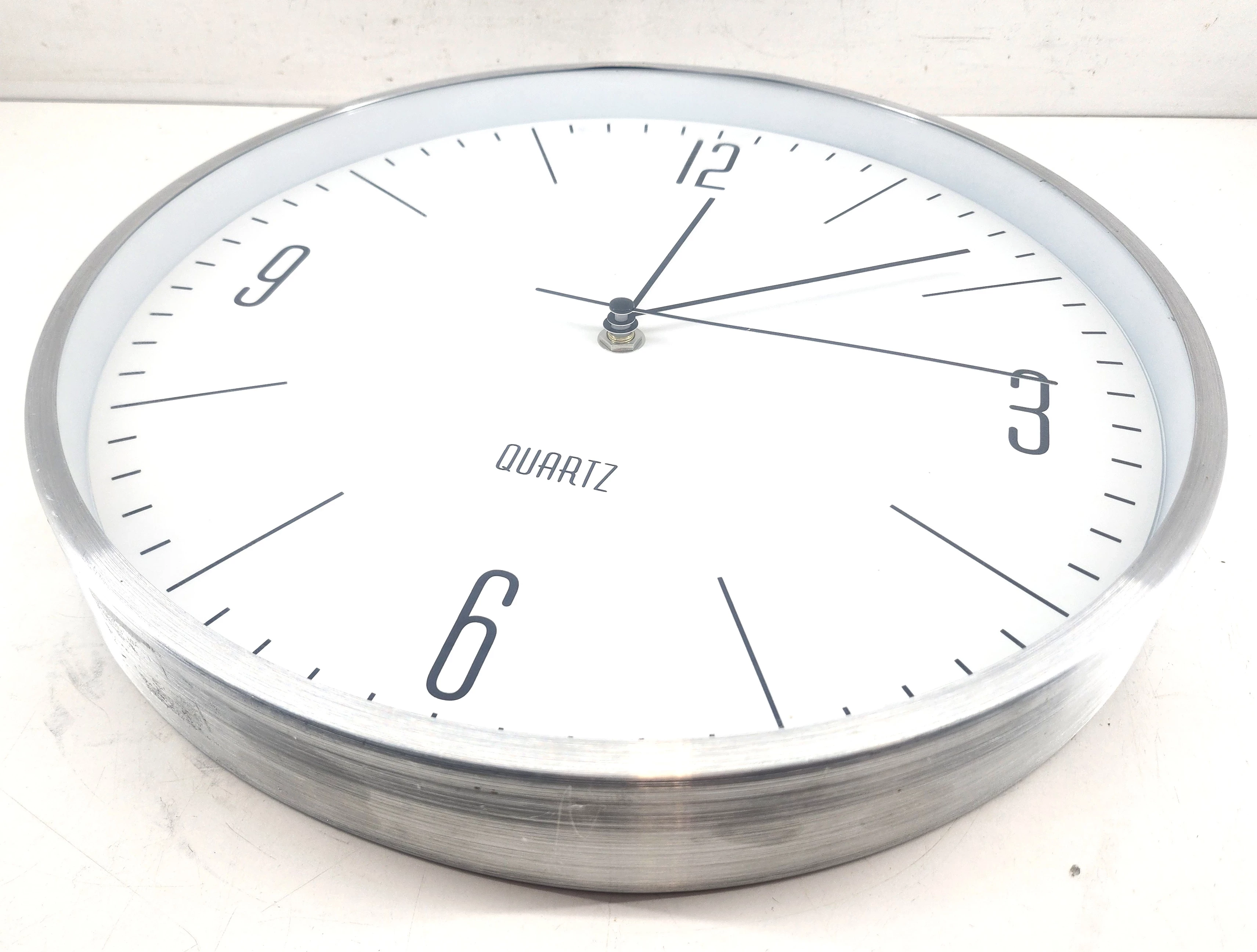 zegar-jysk-halvor-ean-gtin-8051085343652