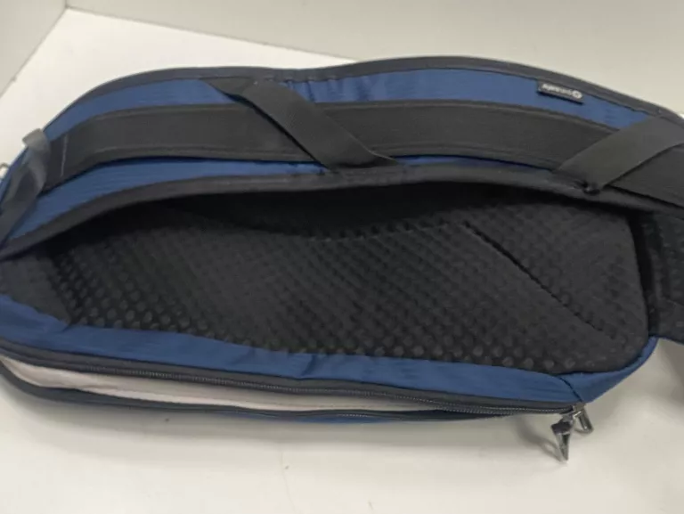 PLECAK JEDNORAMIENNY ANTYKRADZIEŻOWY ECONYL PACSAFE VIBE 325 10L