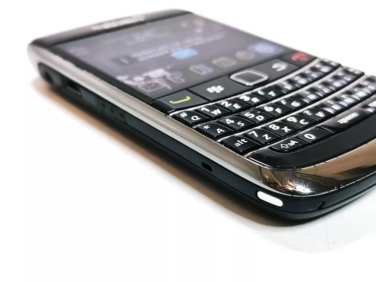 BLACK BERRY 9700 BOLD
