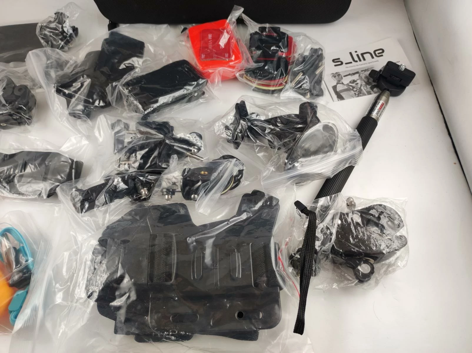 akcesoria-do-kamer-gotze-jensen-s-line-sca701-walizka-marka-248135-1030648