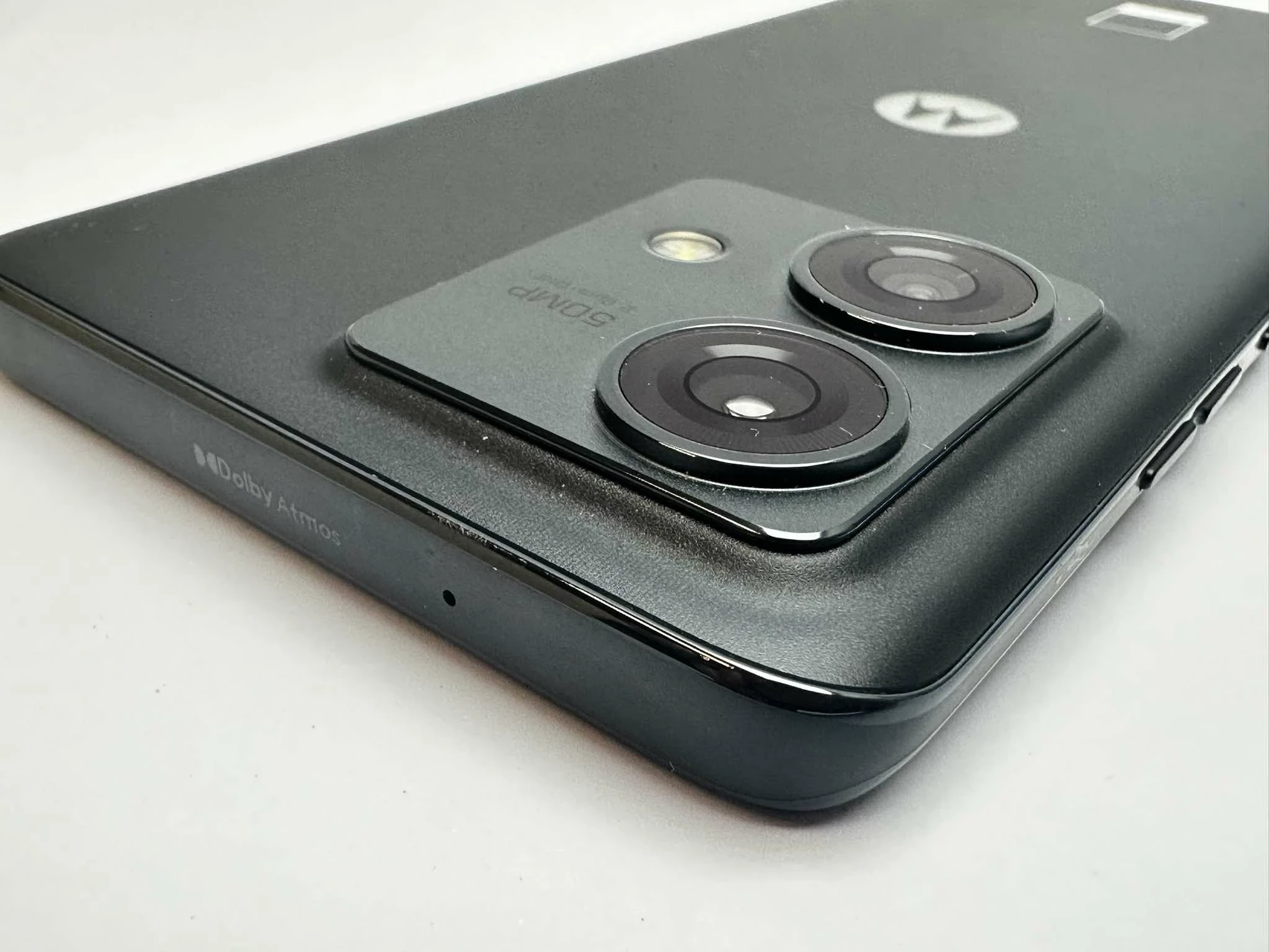 telefon-motorola-edge-40-neo-z-gwarancja-wbudowana-pamiec-202869-214185