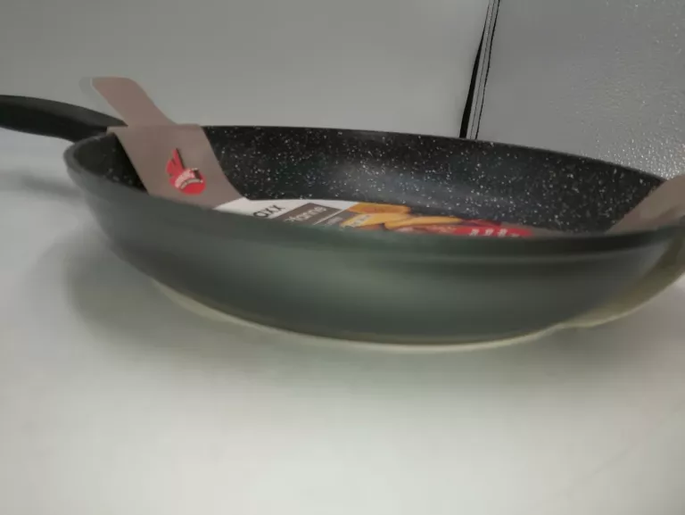 patelnia-bratmaxx-28-cm-marka-211282-1121927