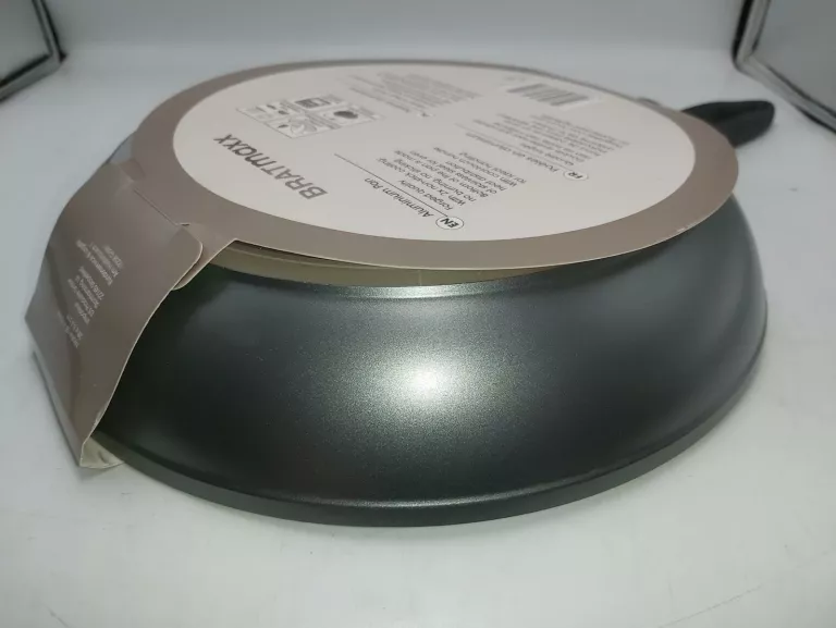 patelnia-bratmaxx-28-cm-ksztalt-233421-372577