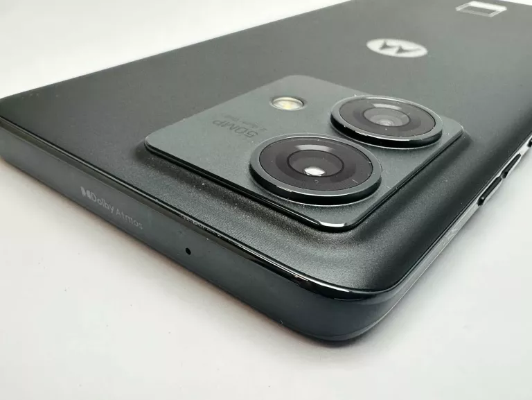 telefon-motorola-edge-40-neo-z-gwarancja-wbudowana-pamiec-202869-214185