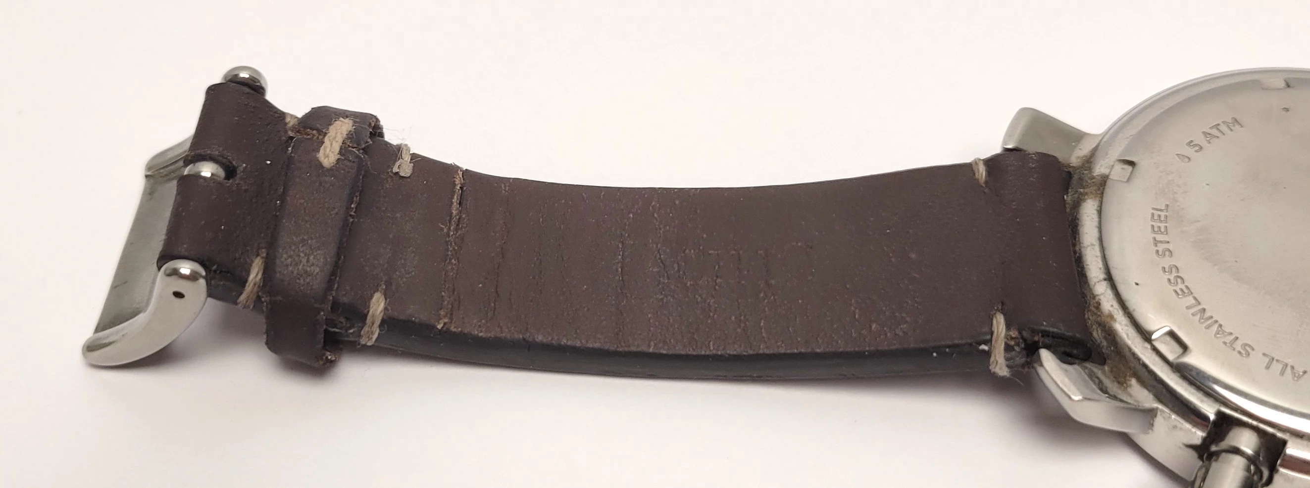 zegarek-meski-fossil-bq1007-ksztalt-koperty-129223-2