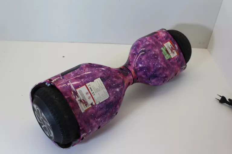 DESKOROLKA ELEKTRYCZNA HOVERBOARD CHIC D01
