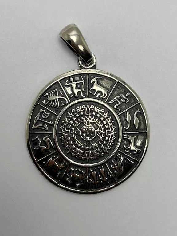 SREBRNY WISIOREK ZODIAK ZNAKI ZODIAKU PR.925 11,33G