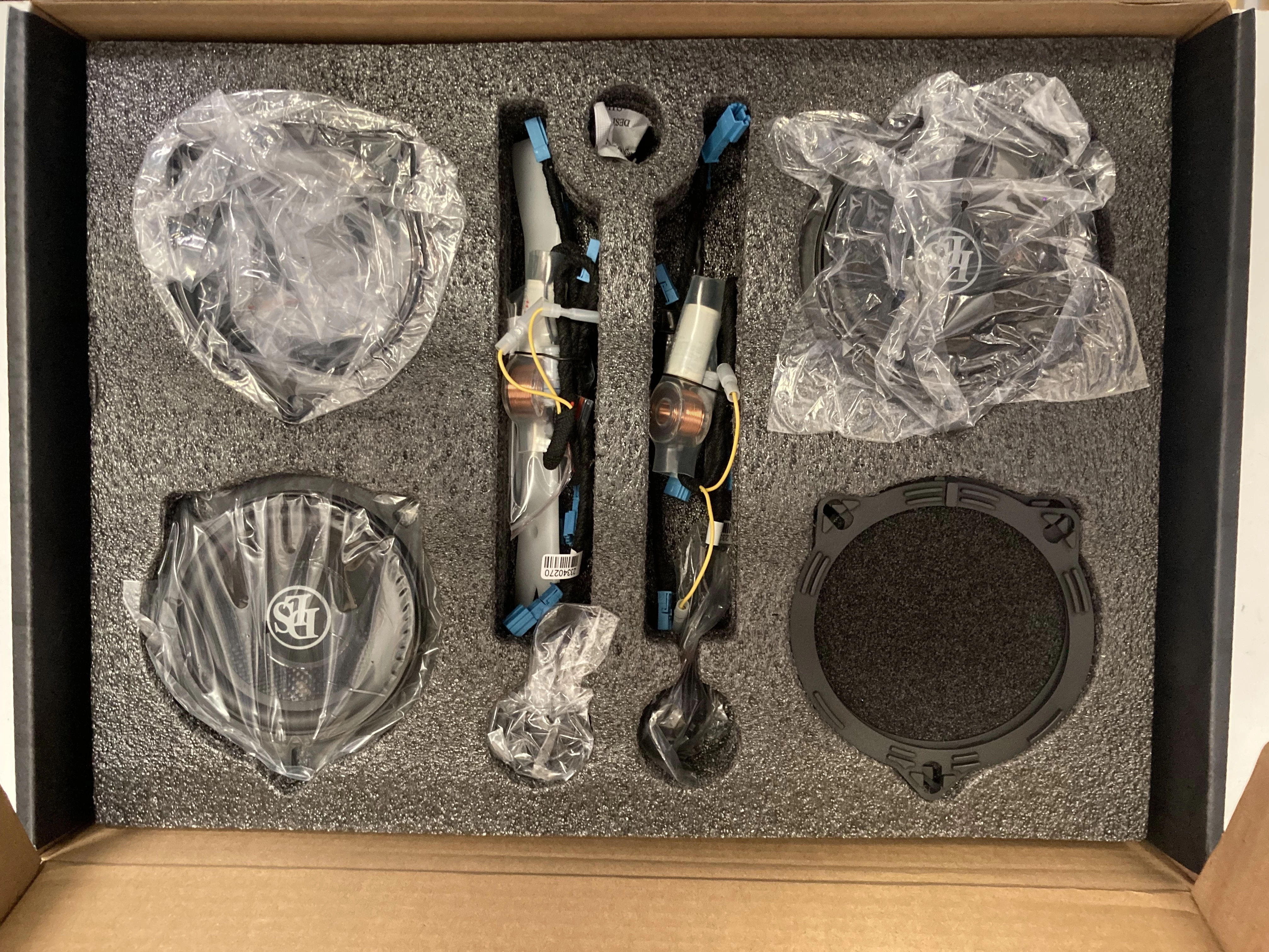 glosniki-plug-n-play-kit-crpp-bmw-2x-subwoofer-bmw-crpp-bmw-18-gw-ideal-kod-producenta-dls-cruise