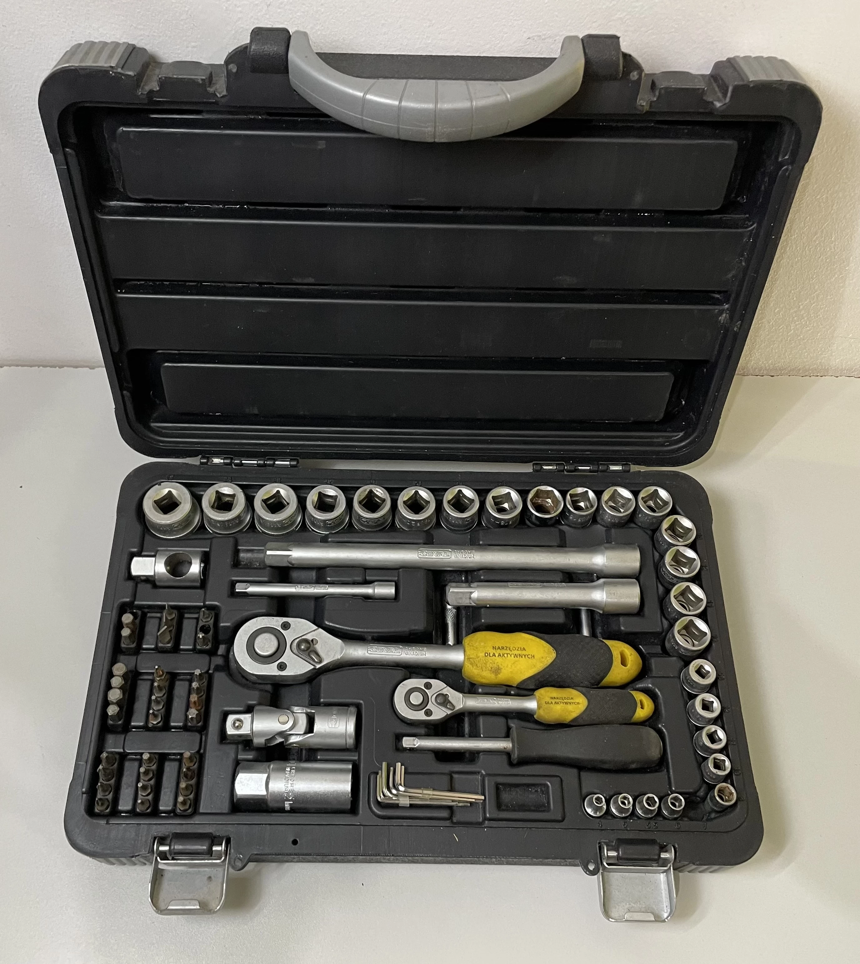 zestaw-kluczy-coval-72-el-wal-przemyslowa-1-wegrow