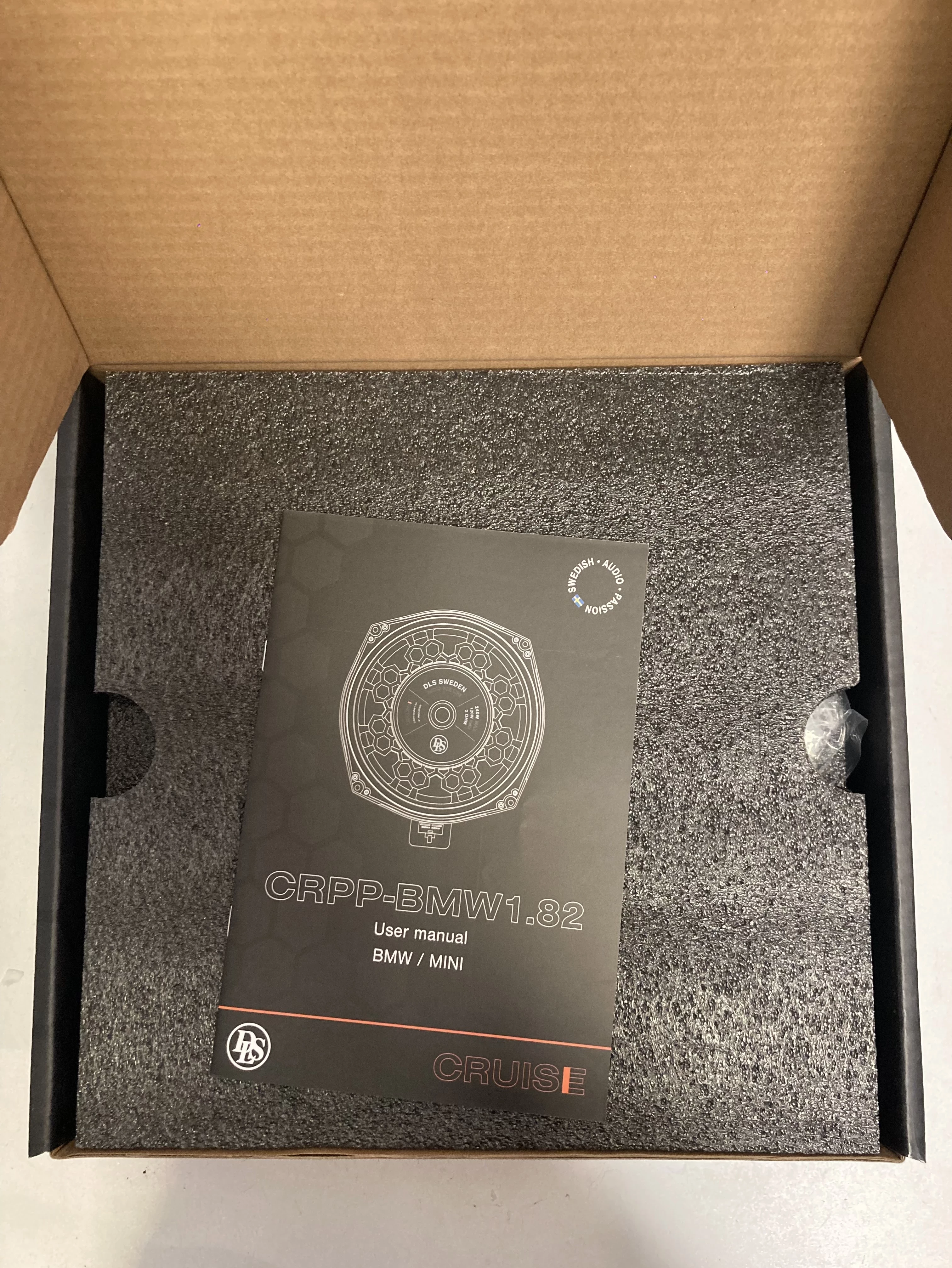 glosniki-plug-n-play-kit-crpp-bmw-2x-subwoofer-bmw-crpp-bmw-18-gw-ideal-model-crpp-bmw182