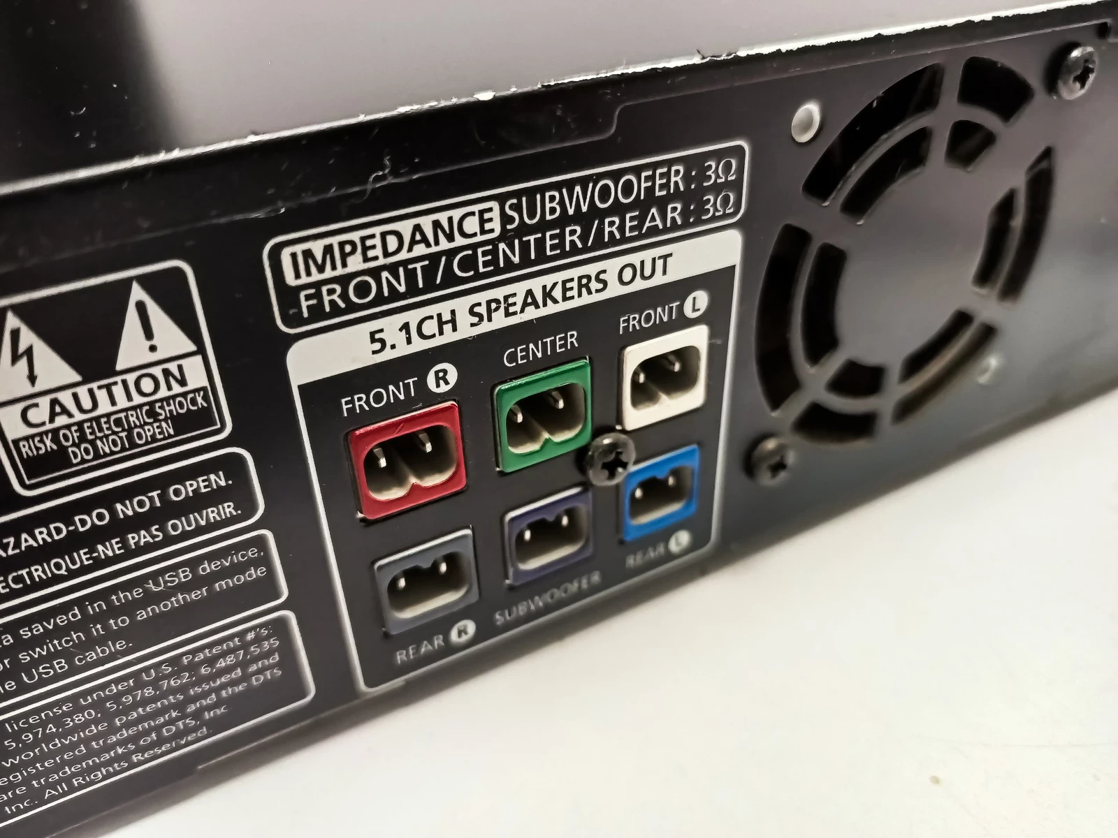 zestaw-glosnikow-kina-domowego-samsung-ht-tz212-liczba-kolumn-w-zestawie-2