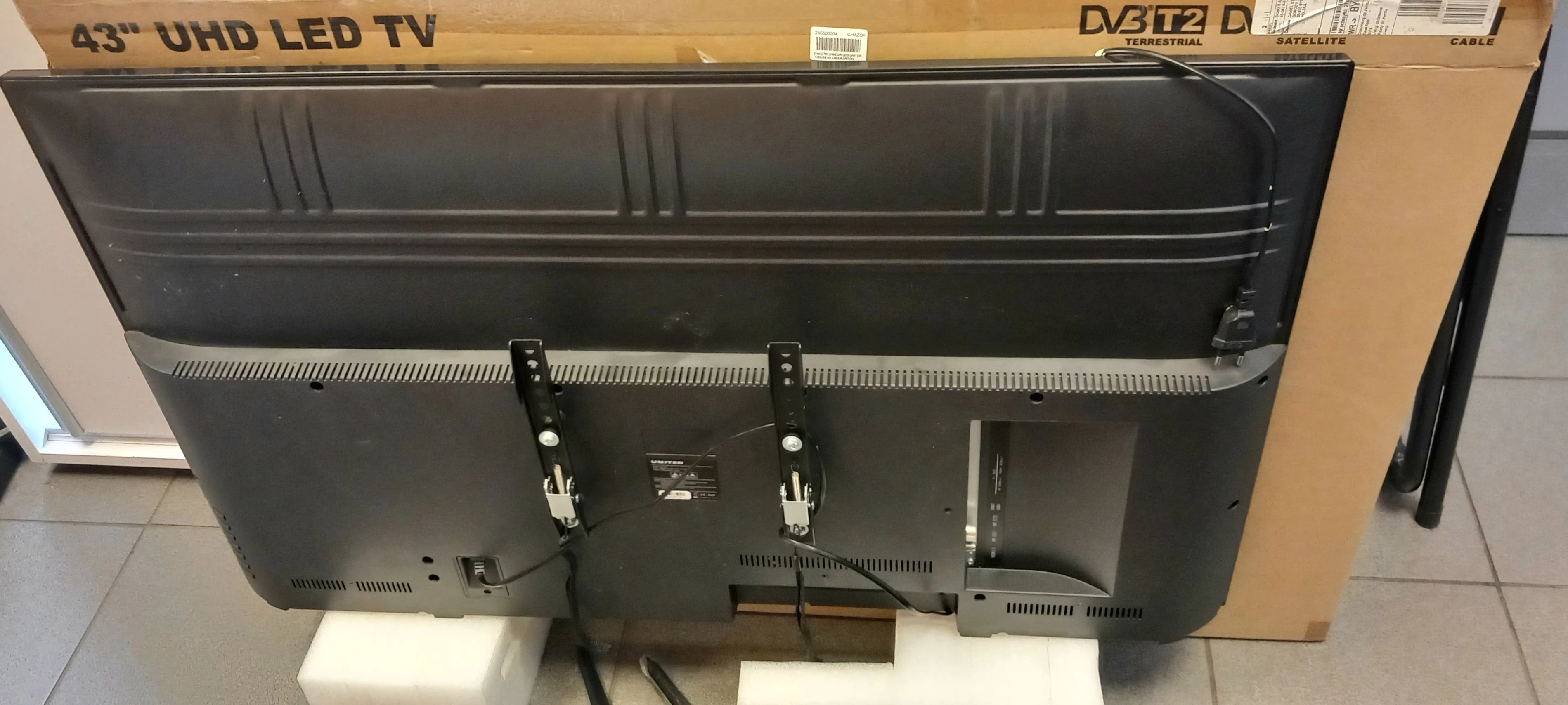 telewizor-led-united-43du58-43-calekarton-uszkodzona-matryca-marka-211398-505565