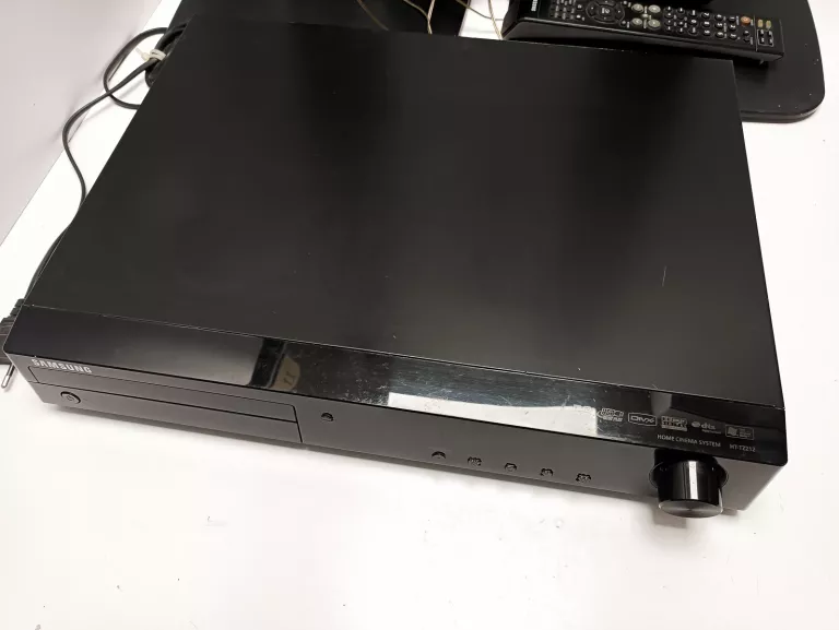 zestaw-glosnikow-kina-domowego-samsung-ht-tz212-marka-4008-520977