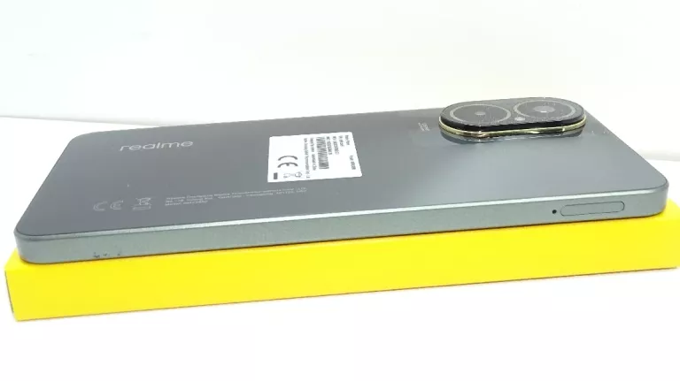 TELEFON REALME C67 8/256GB ZESTAW SUPER STAN