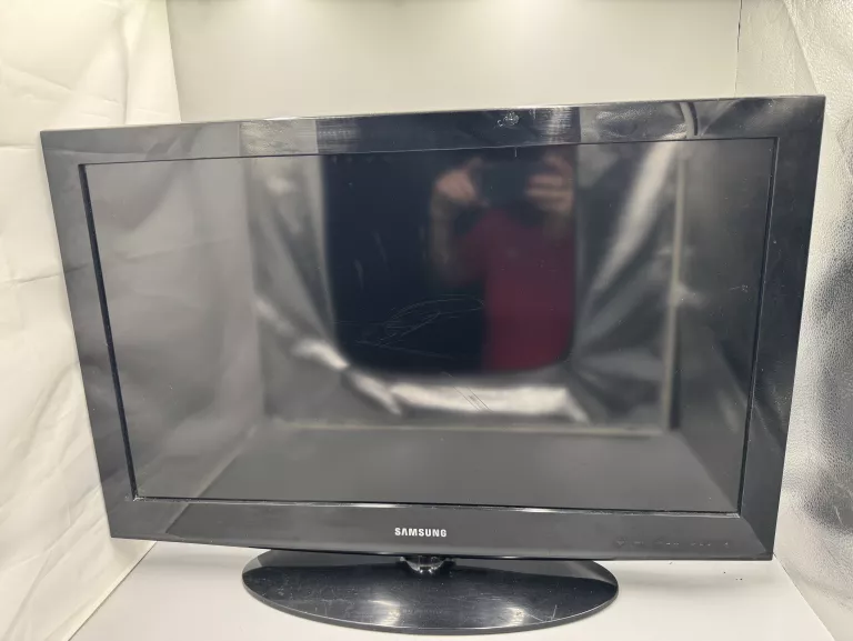 TELEWIZOR SAMSUNG LE32D400/BRAK PILOTA