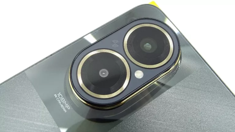 TELEFON REALME C67 8/256GB ZESTAW SUPER STAN