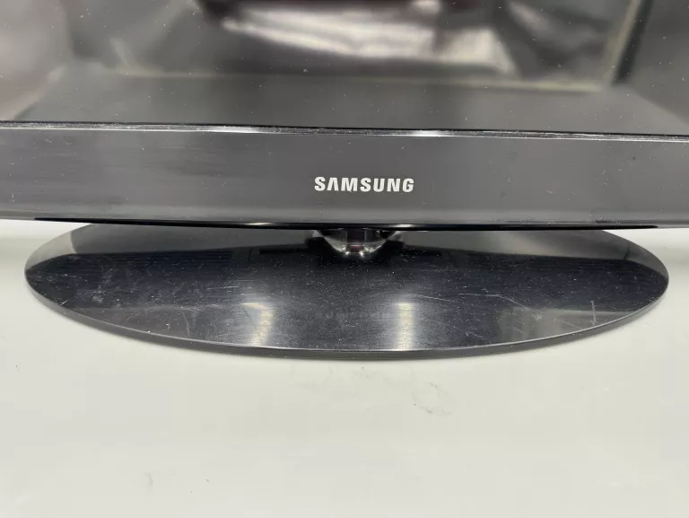 TELEWIZOR SAMSUNG LE32D400/BRAK PILOTA