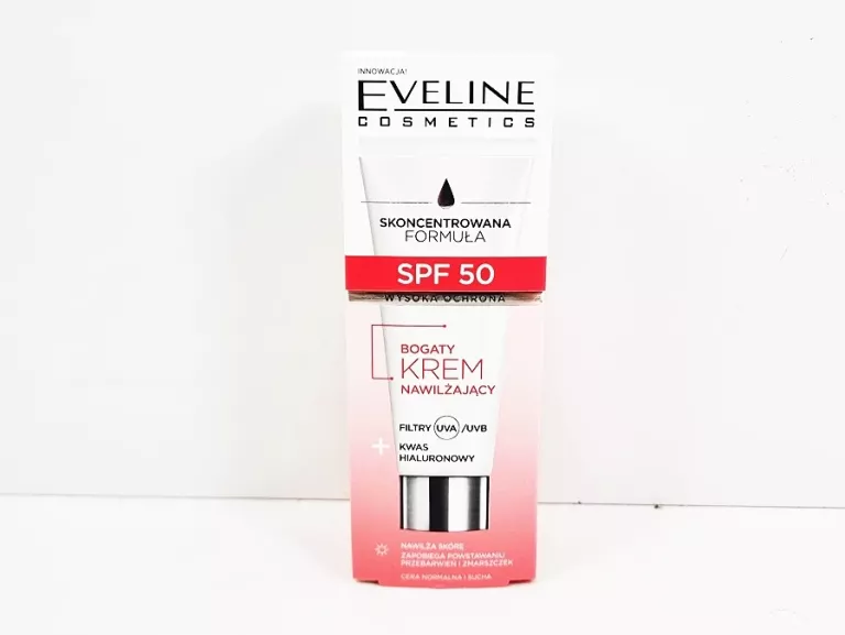 EVELINE COSMETICS - BOGATY KREM NAWILŻAJĄCY Z SPF50 I KWASEM HIALURONOWYM
