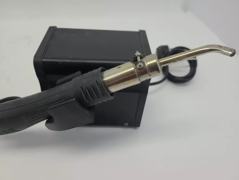 STACJA LUTOWNICZA TECHNET 858D