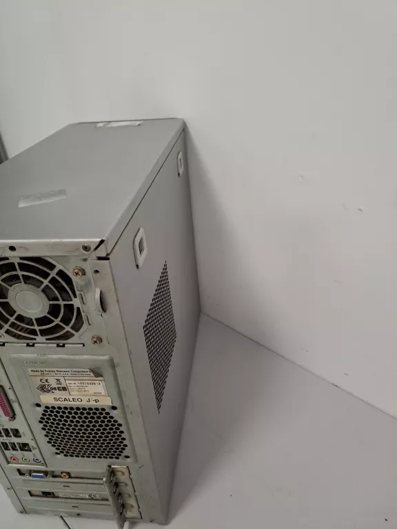 KOMPUTER STACJONARNY, 512 MB, OPIS!!!!! NA CZĘŚCI!!!!!!!
