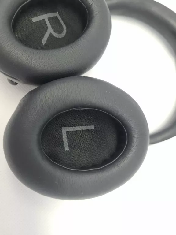 SŁUCHAWKI BOSE HEADPHONES 700 CZARNE ETUI