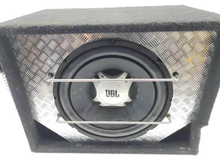 TUBA SAMOCHODWA JBL WZMACNIACZ STARTON A-200